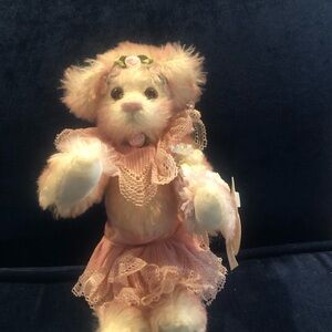 Vintage Annette Funicello collectible Mo hair, bear Mary Kate